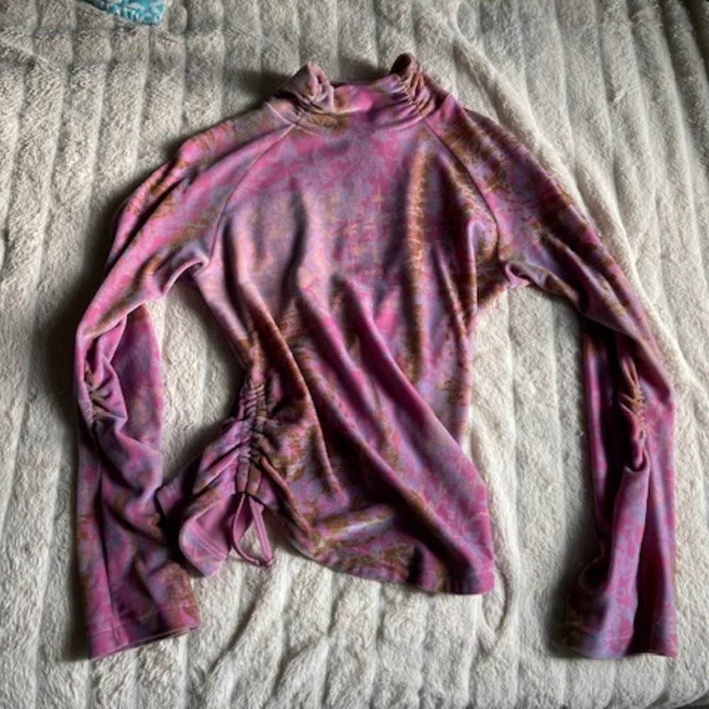 QUALITY Obermeyer stretchy velour turtleneck